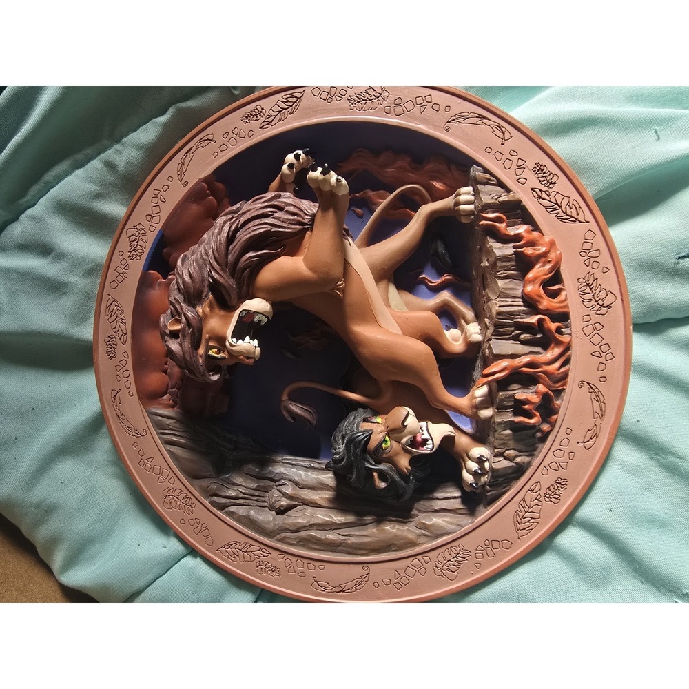 Disney Lion King 3D Collector's Wall Plate "The Battle To Be King" Numbered